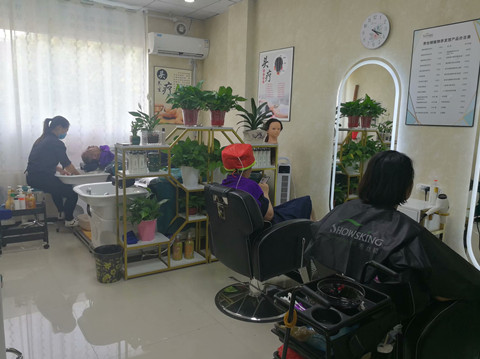 秀丝顿荥阳店开业大吉