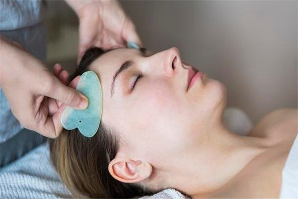 秀丝顿植物养发馆加盟之脱发产生的原因